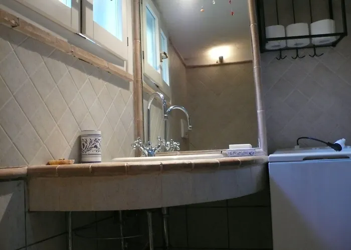 بيت ضيافة Le Di Casa Cassandra بيرودجا