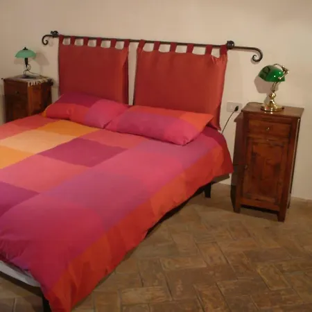 Guest house Le Di Casa Cassandra 3*